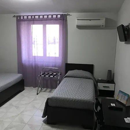 Le Mirage Bed & Breakfast *