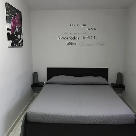 Le Mirage Panzió Aprilia