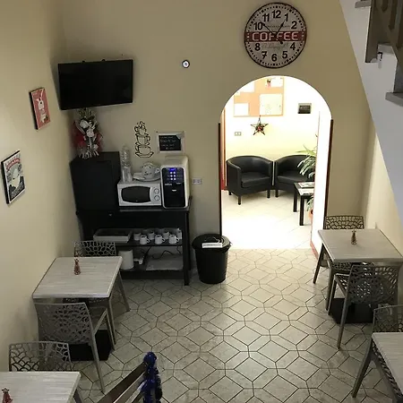 Le Mirage Panzió Aprilia